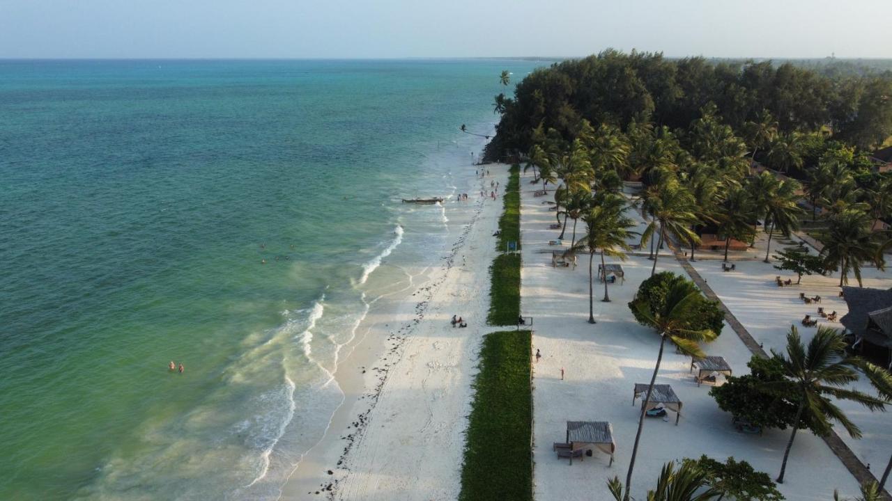 Vrclub Paje Palms Beach Resort Екстер'єр фото