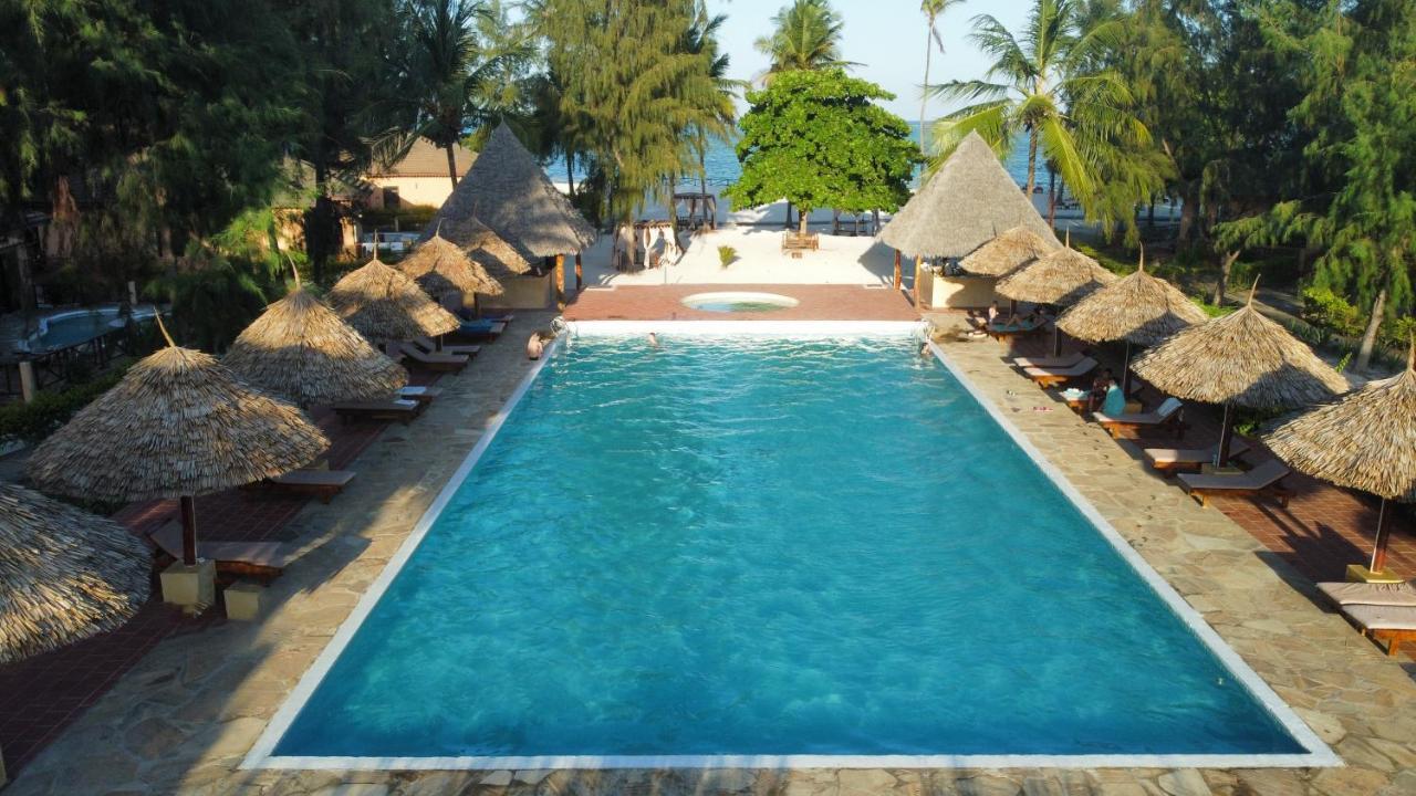 Vrclub Paje Palms Beach Resort Екстер'єр фото