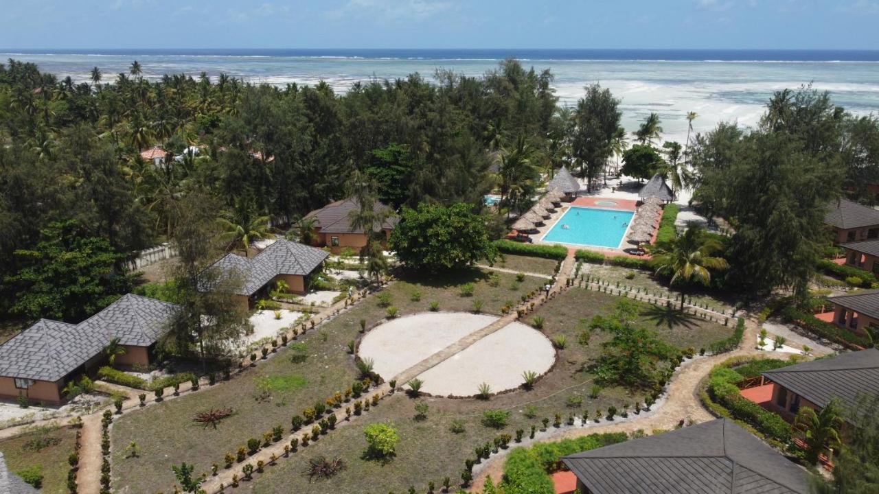 Vrclub Paje Palms Beach Resort Екстер'єр фото