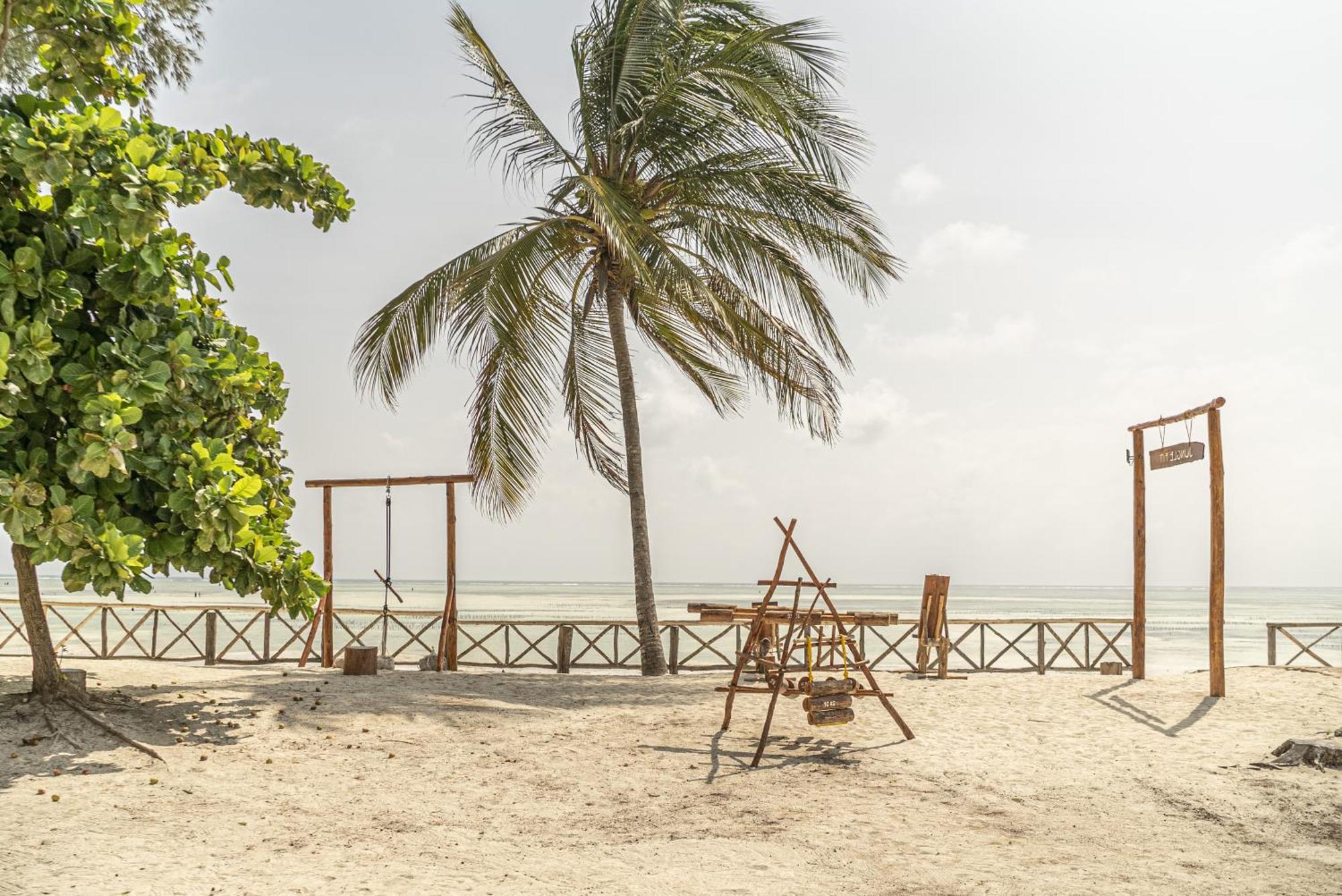 Vrclub Paje Palms Beach Resort Екстер'єр фото
