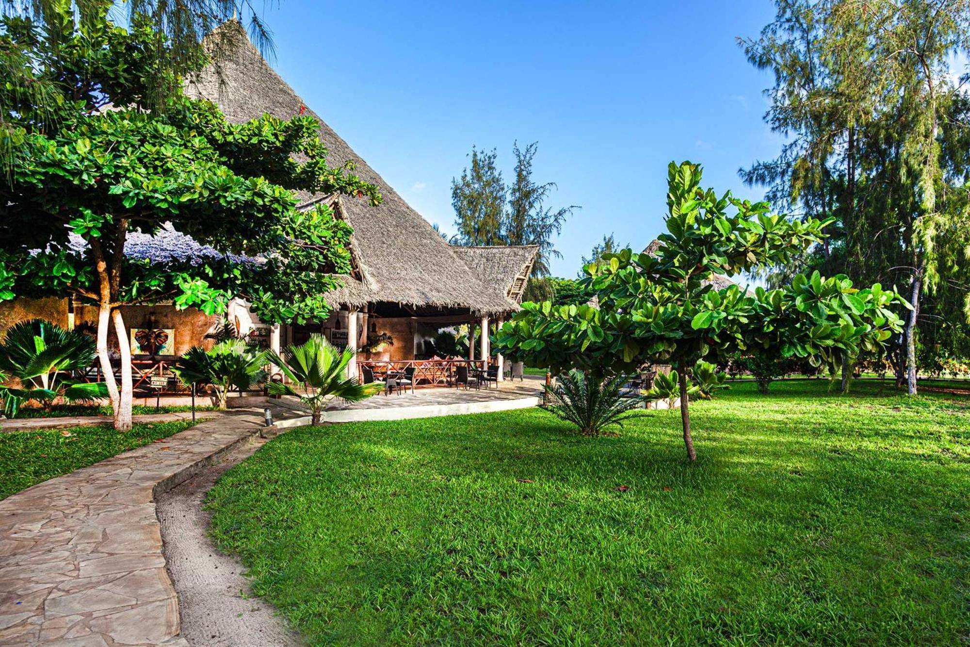 Vrclub Paje Palms Beach Resort Екстер'єр фото